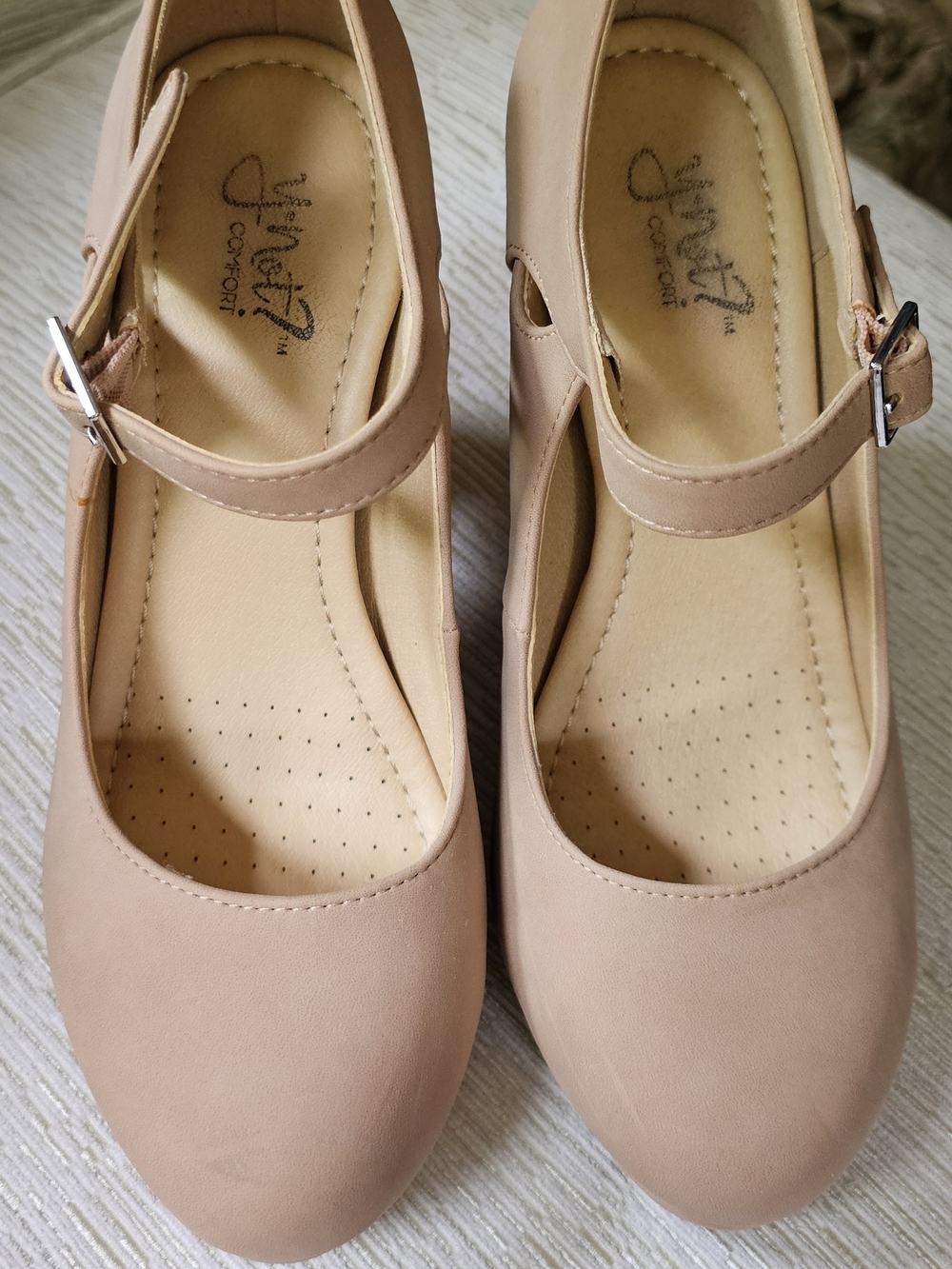 Mary Jane Heels in Nude Beige